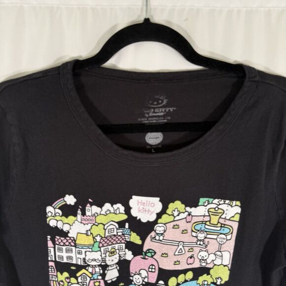 Hello Kitty Graphic Shirt Junior's Large Black Graphic Print Short Sleeve T-Shir - Picture 2 of 10